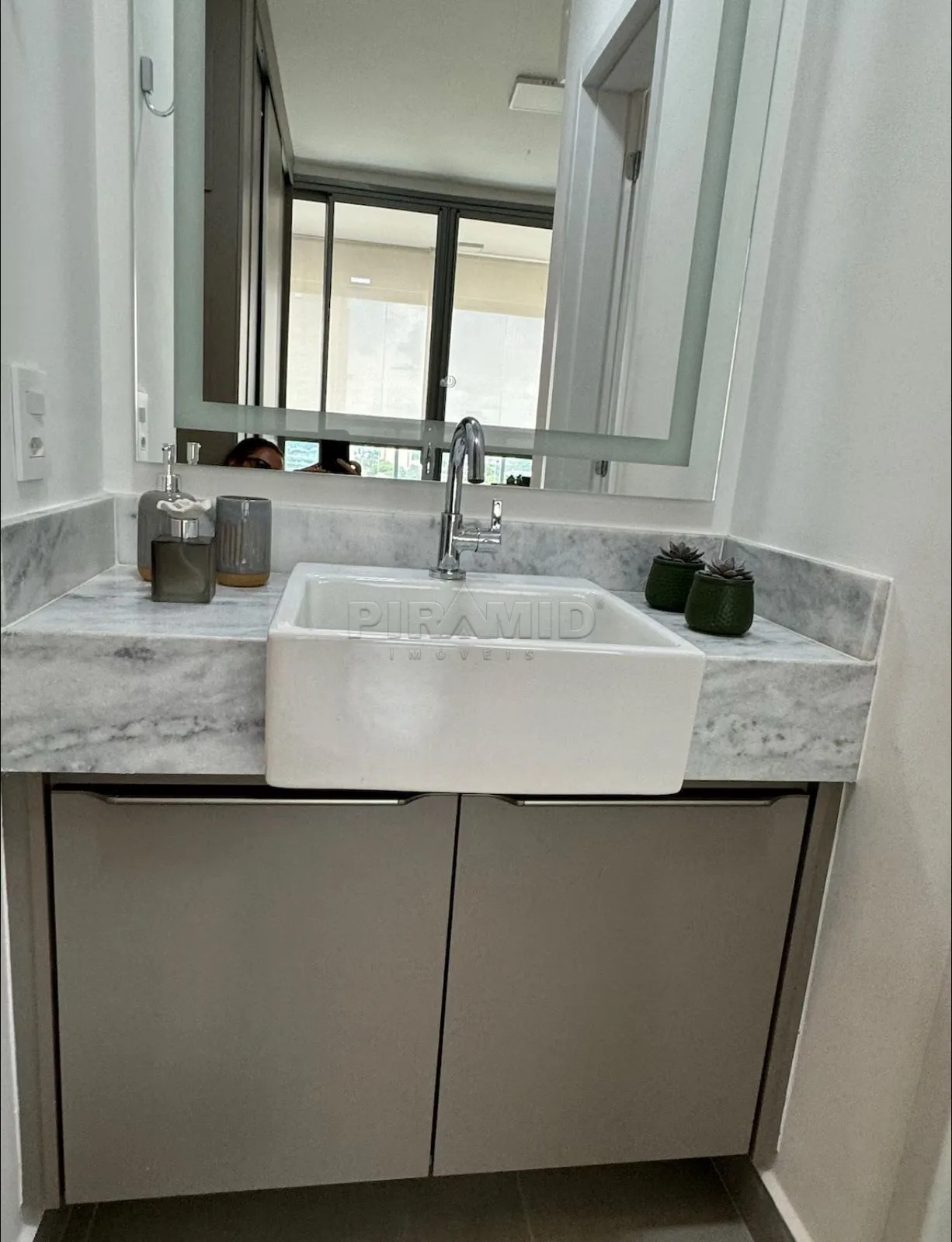 Alugar Apartamento / Padr&atilde;o em Ribeir&atilde;o Preto R$ 4.000,00 - Foto 9