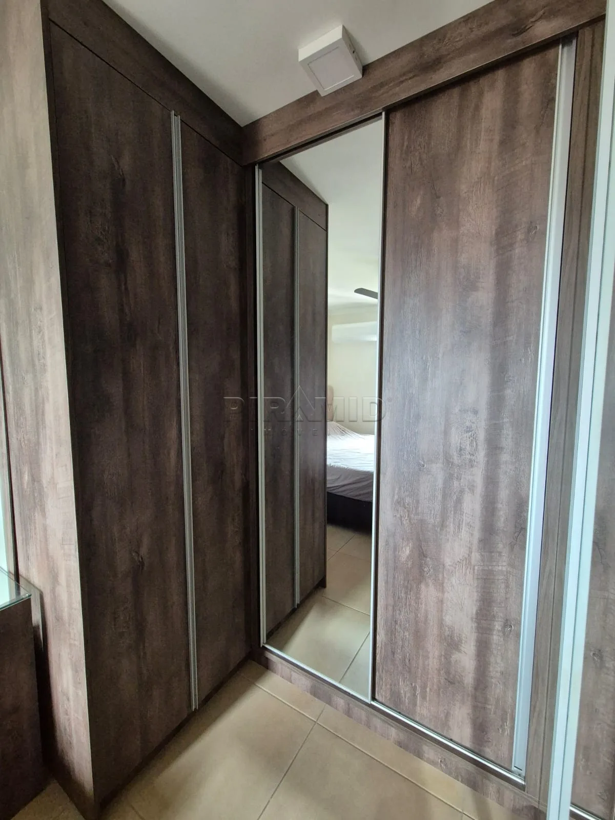 Comprar Apartamento / Padr&atilde;o em Ribeir&atilde;o Preto R$ 640.000,00 - Foto 4