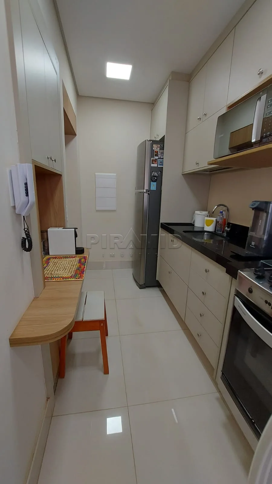 Alugar Apartamento / Padr&atilde;o em Ribeir&atilde;o Preto R$ 4.700,00 - Foto 14