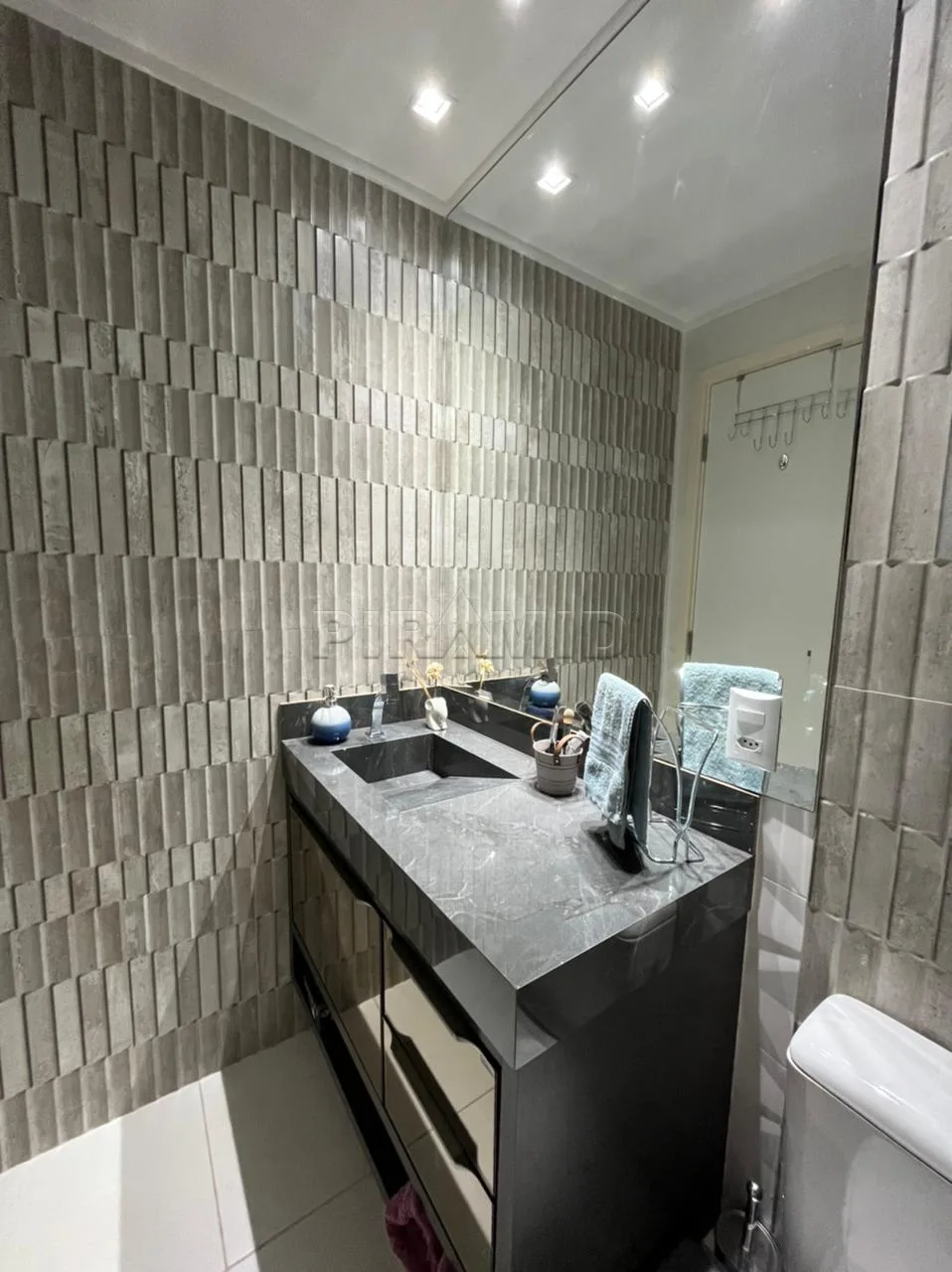 Comprar Apartamento / Padr&atilde;o em Ribeir&atilde;o Preto R$ 450.000,00 - Foto 15