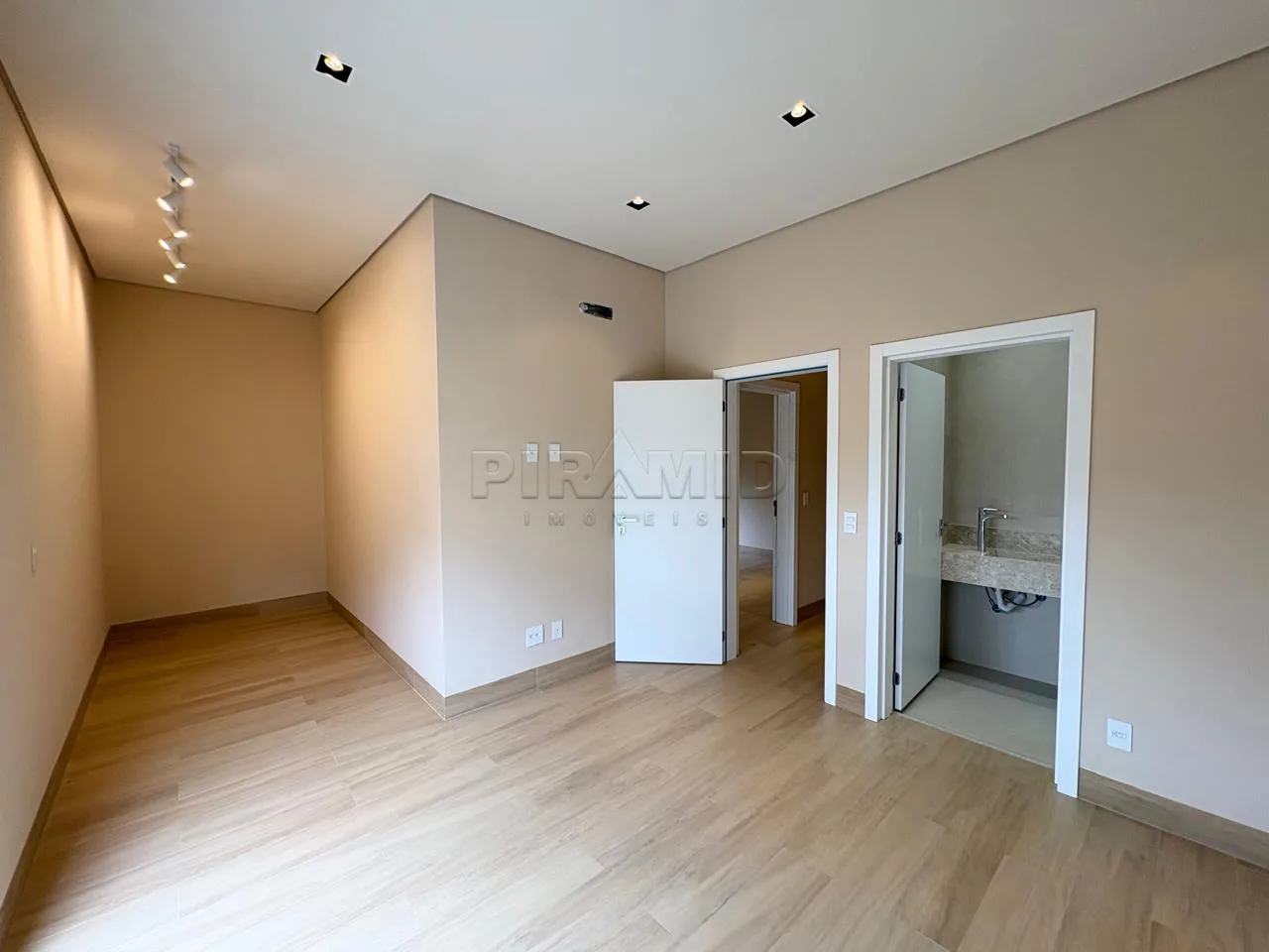 Comprar Casa / Condom&iacute;nio em Ribeir&atilde;o Preto R$ 1.390.000,00 - Foto 19