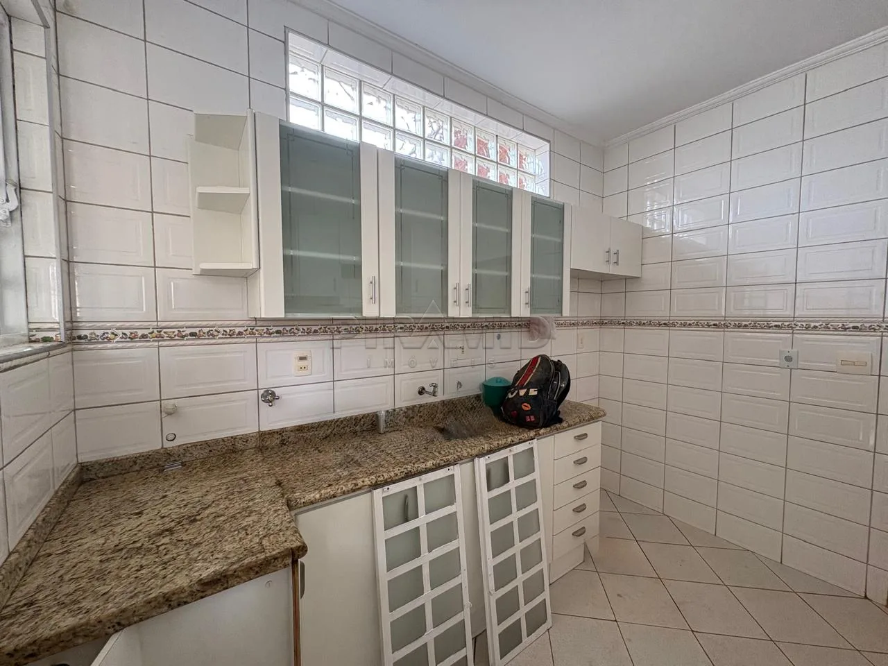 Alugar Casa / Padr&atilde;o em Ribeir&atilde;o Preto R$ 2.200,00 - Foto 7