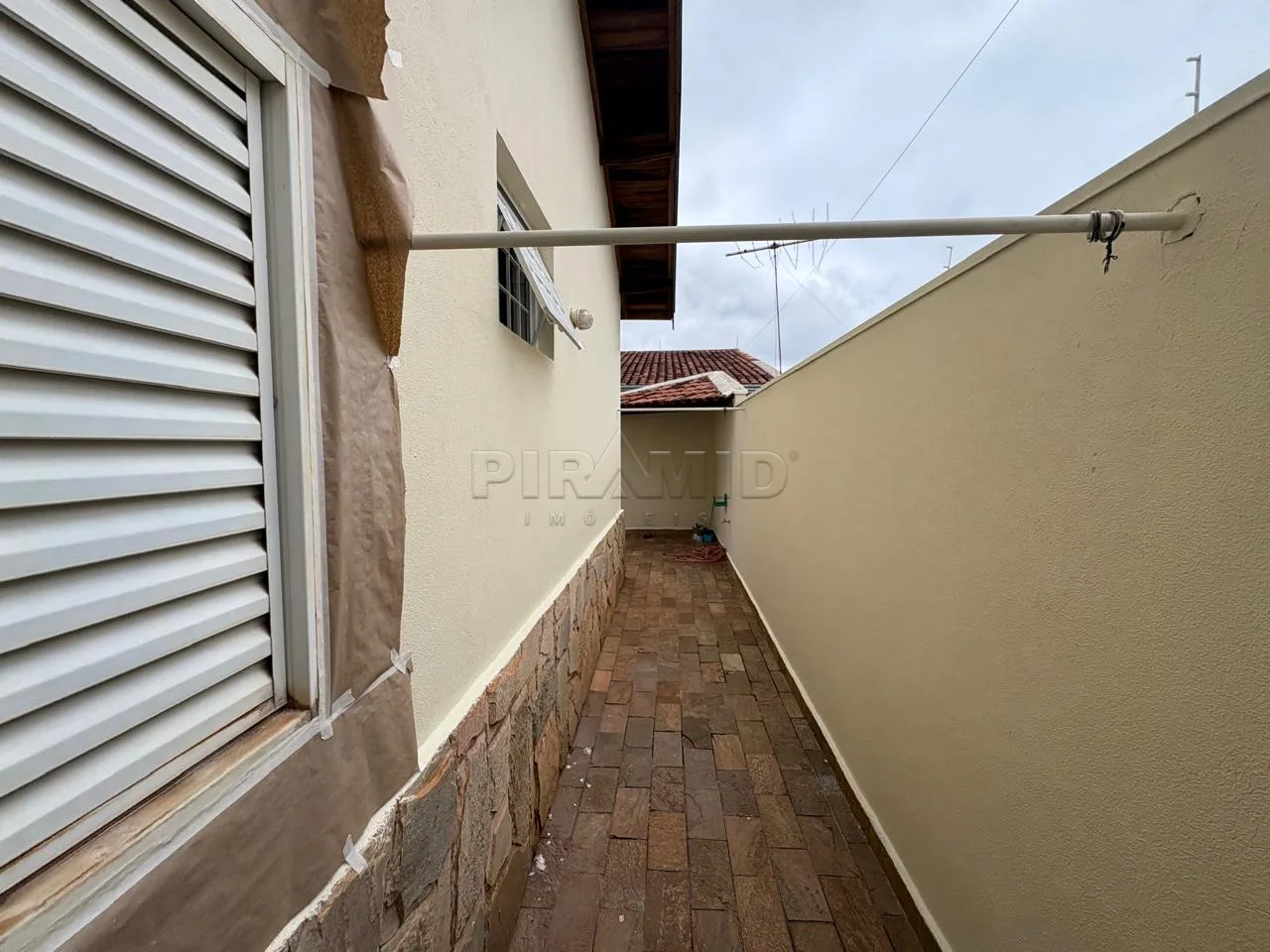 Alugar Casa / Padr&atilde;o em Ribeir&atilde;o Preto R$ 2.200,00 - Foto 18