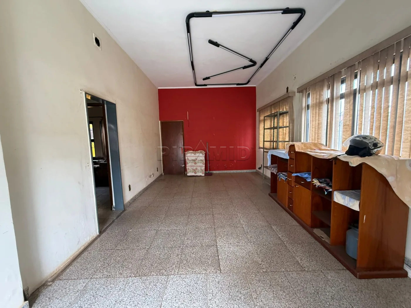 Alugar Comercial / Casa em Ribeir&atilde;o Preto R$ 3.500,00 - Foto 1