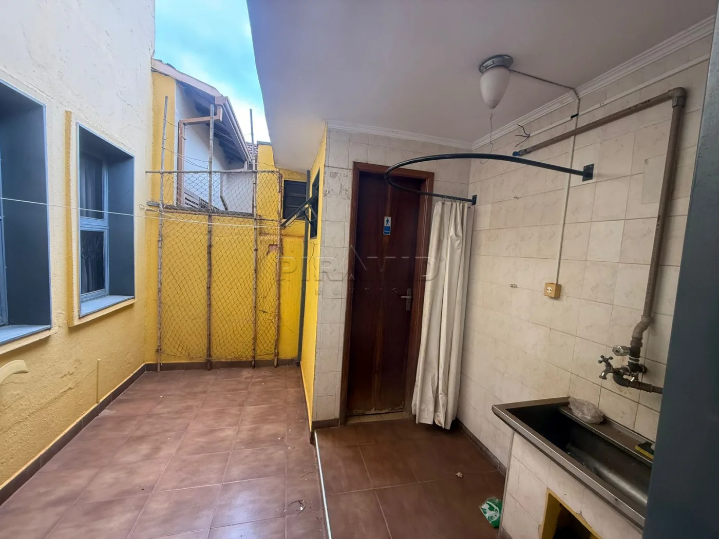 Alugar Comercial / Casa em Ribeir&atilde;o Preto R$ 3.500,00 - Foto 18