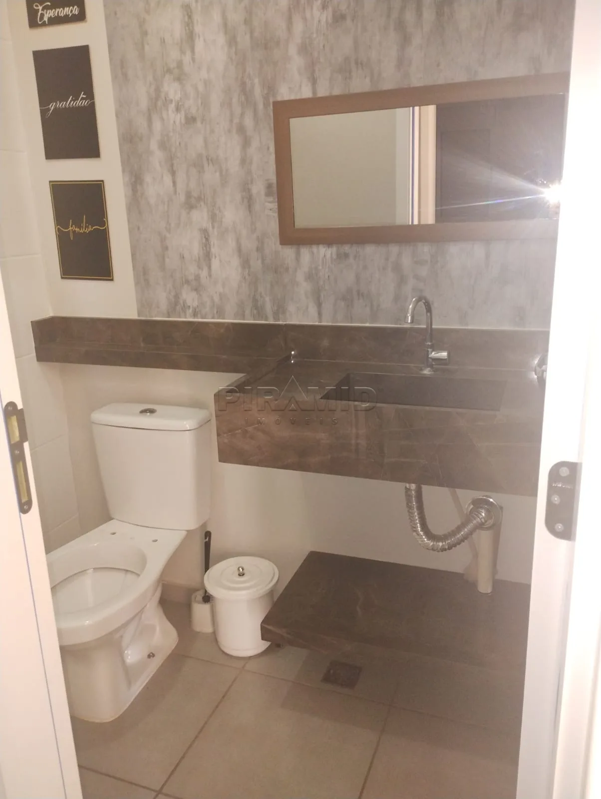 Alugar Apartamento / Padr&atilde;o em Ribeir&atilde;o Preto R$ 1.350,00 - Foto 9