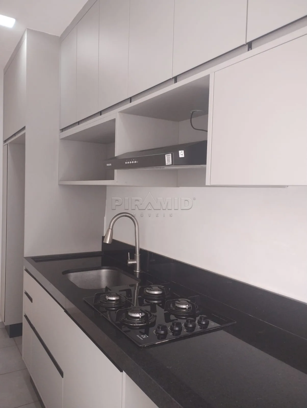 Alugar Apartamento / Padr&atilde;o em Ribeir&atilde;o Preto R$ 1.350,00 - Foto 13