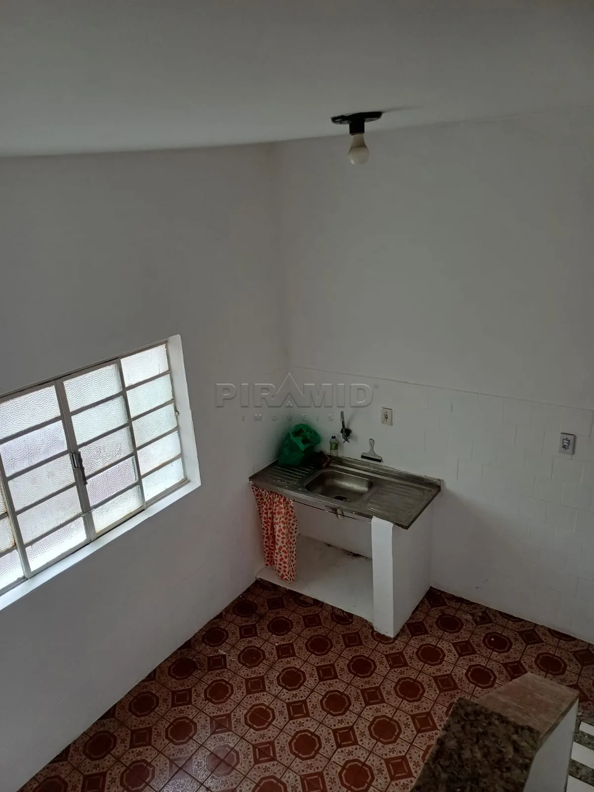 Alugar Comercial / Casa em Ribeir&atilde;o Preto R$ 1.700,00 - Foto 8