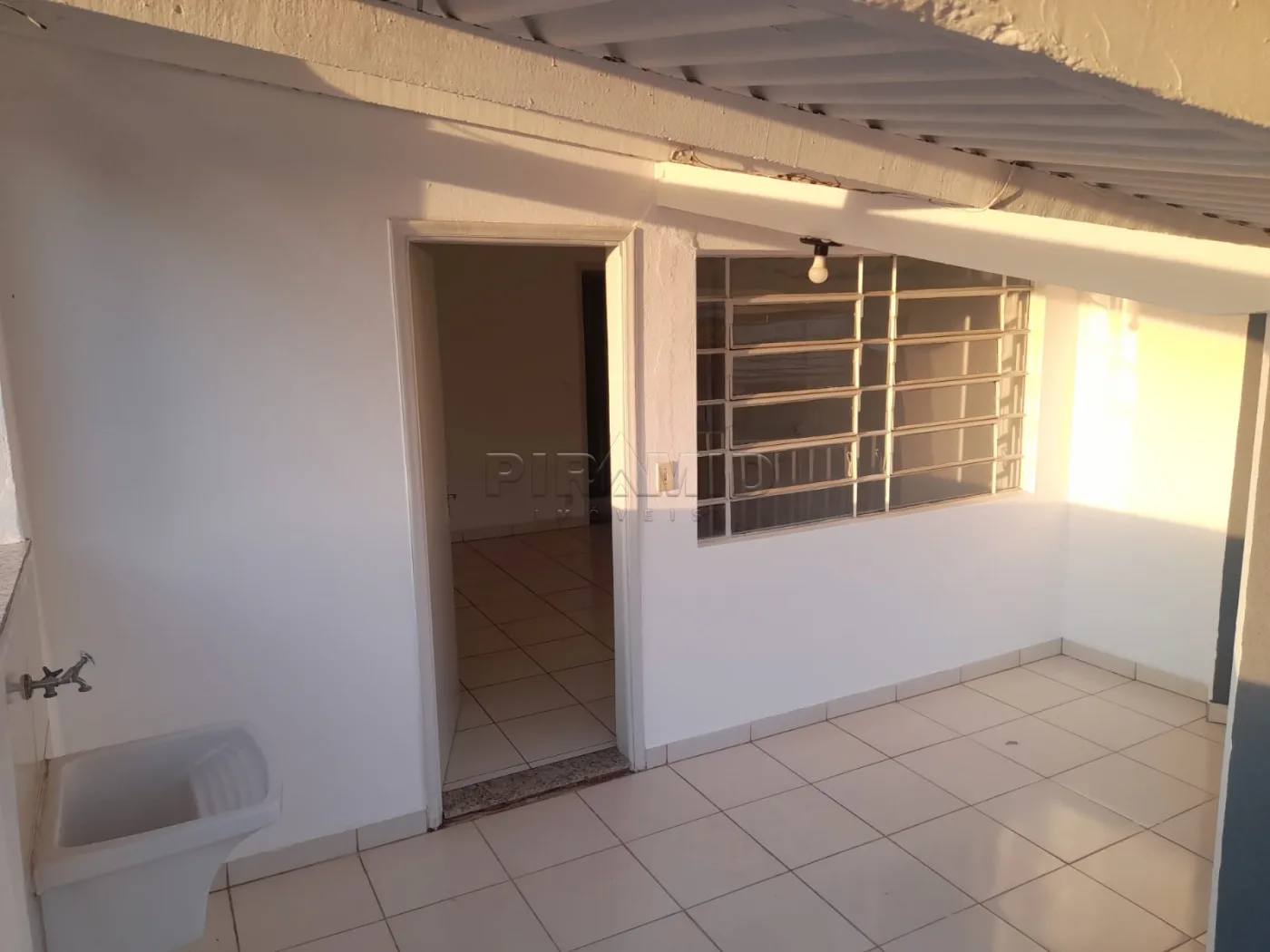 Alugar Comercial / Casa em Ribeir&atilde;o Preto R$ 1.700,00 - Foto 15
