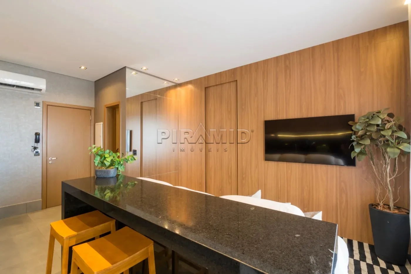 Alugar Apartamento / Padr&atilde;o em Ribeir&atilde;o Preto R$ 4.200,00 - Foto 2