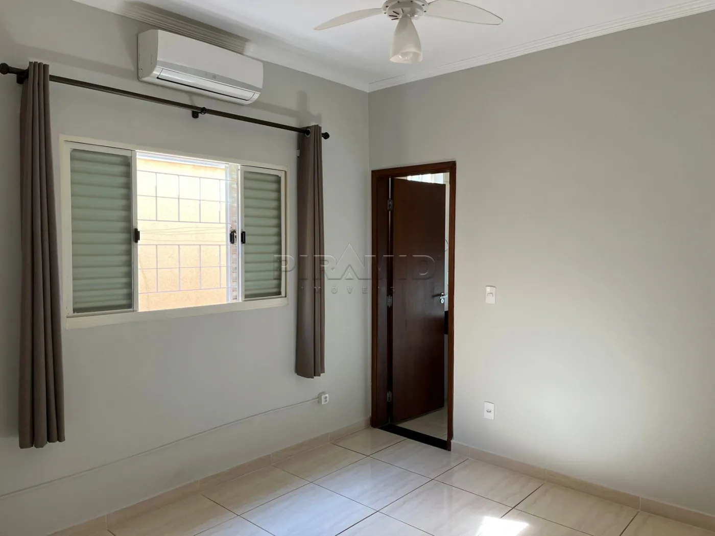 Comprar Casa / Padr&atilde;o em Ribeir&atilde;o Preto R$ 425.000,00 - Foto 7