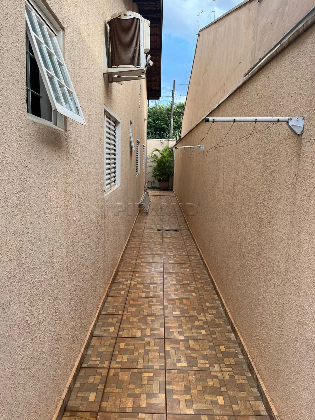 Comprar Casa / Padr&atilde;o em Ribeir&atilde;o Preto R$ 425.000,00 - Foto 17