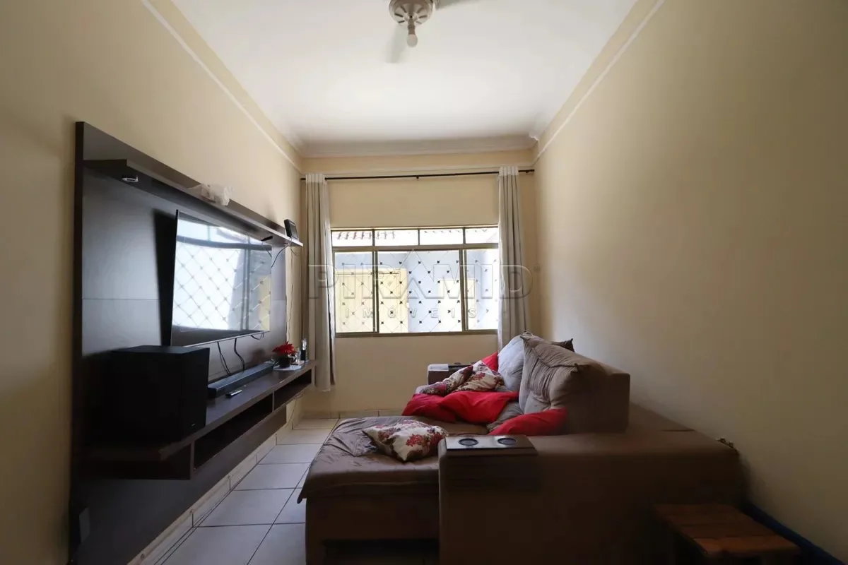 Alugar Casa / Padr&atilde;o em Ribeir&atilde;o Preto R$ 2.900,00 - Foto 3