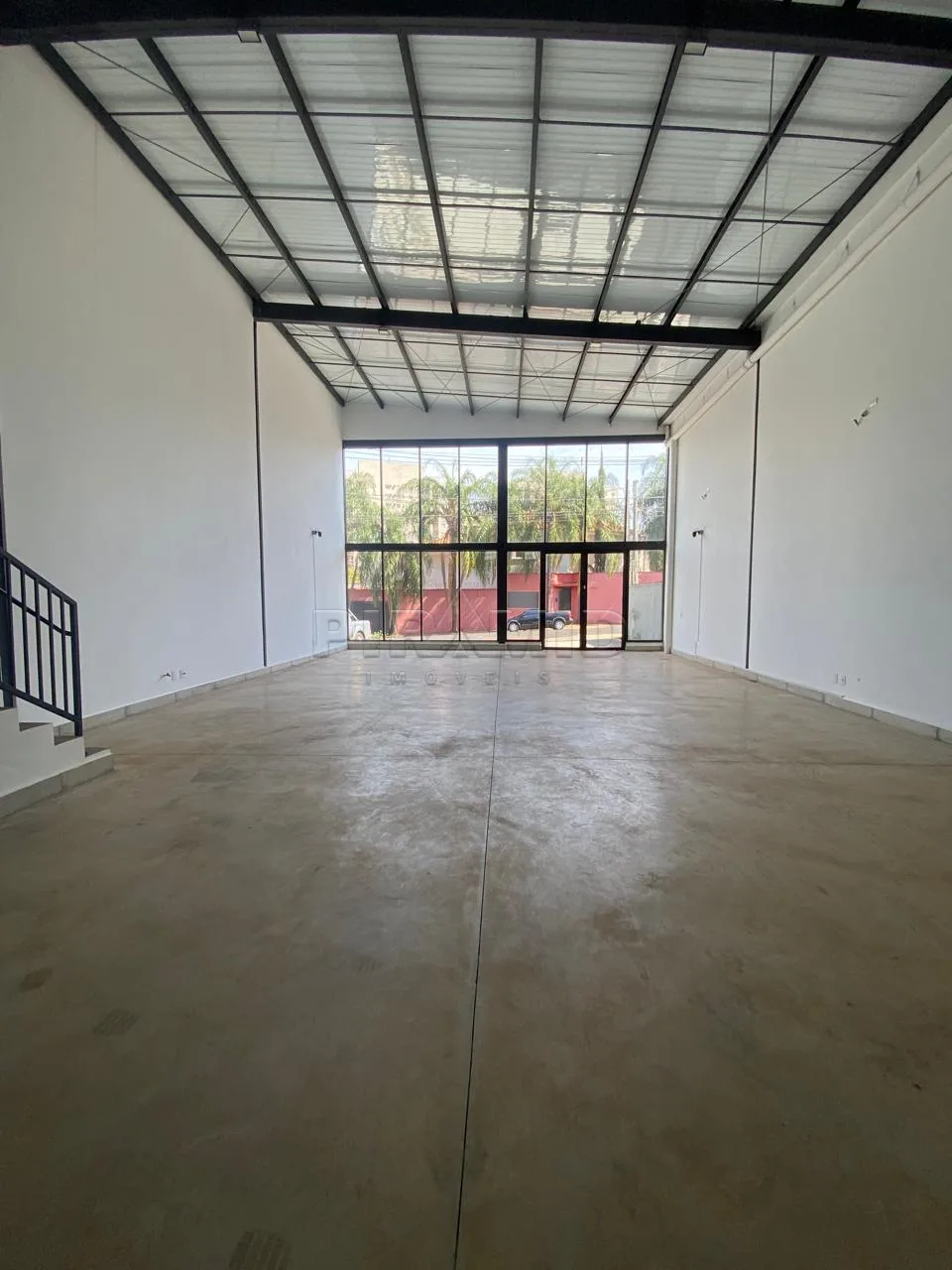 Alugar Comercial / Sal&atilde;o em Ribeir&atilde;o Preto R$ 8.000,00 - Foto 1