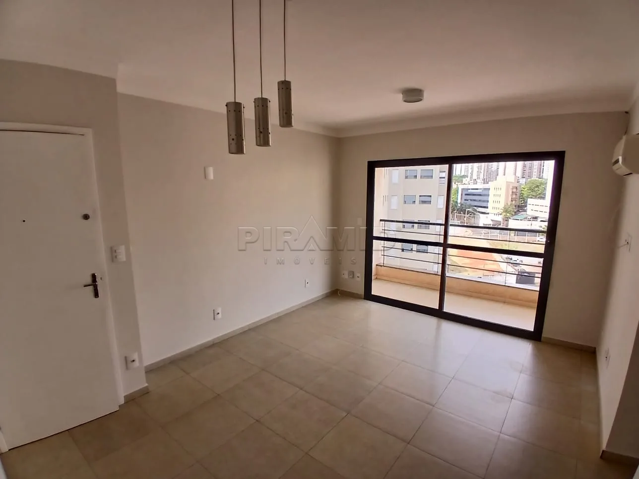 Alugar Apartamento / Padr&atilde;o em Ribeir&atilde;o Preto R$ 1.800,00 - Foto 1
