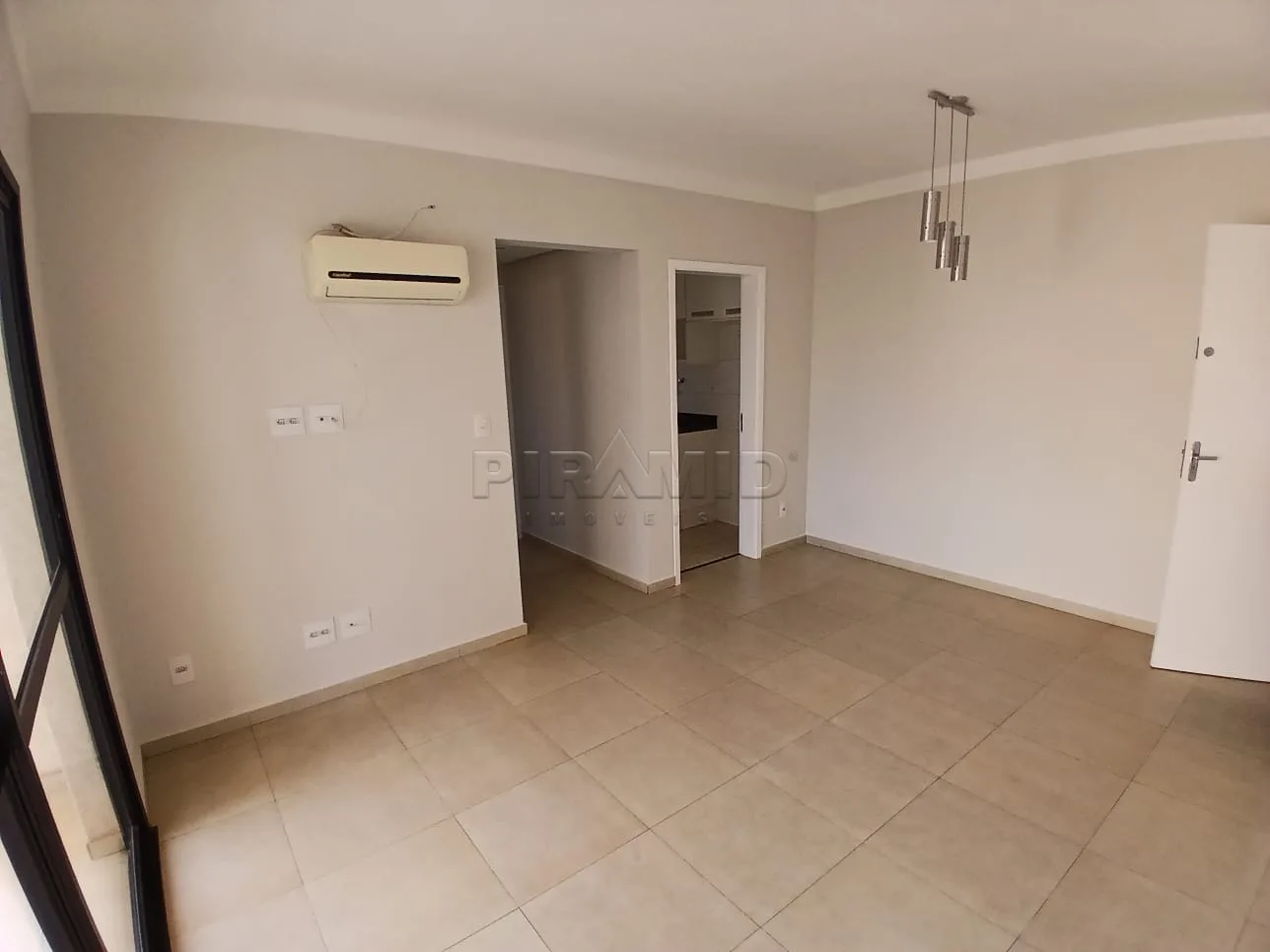 Alugar Apartamento / Padr&atilde;o em Ribeir&atilde;o Preto R$ 1.800,00 - Foto 2