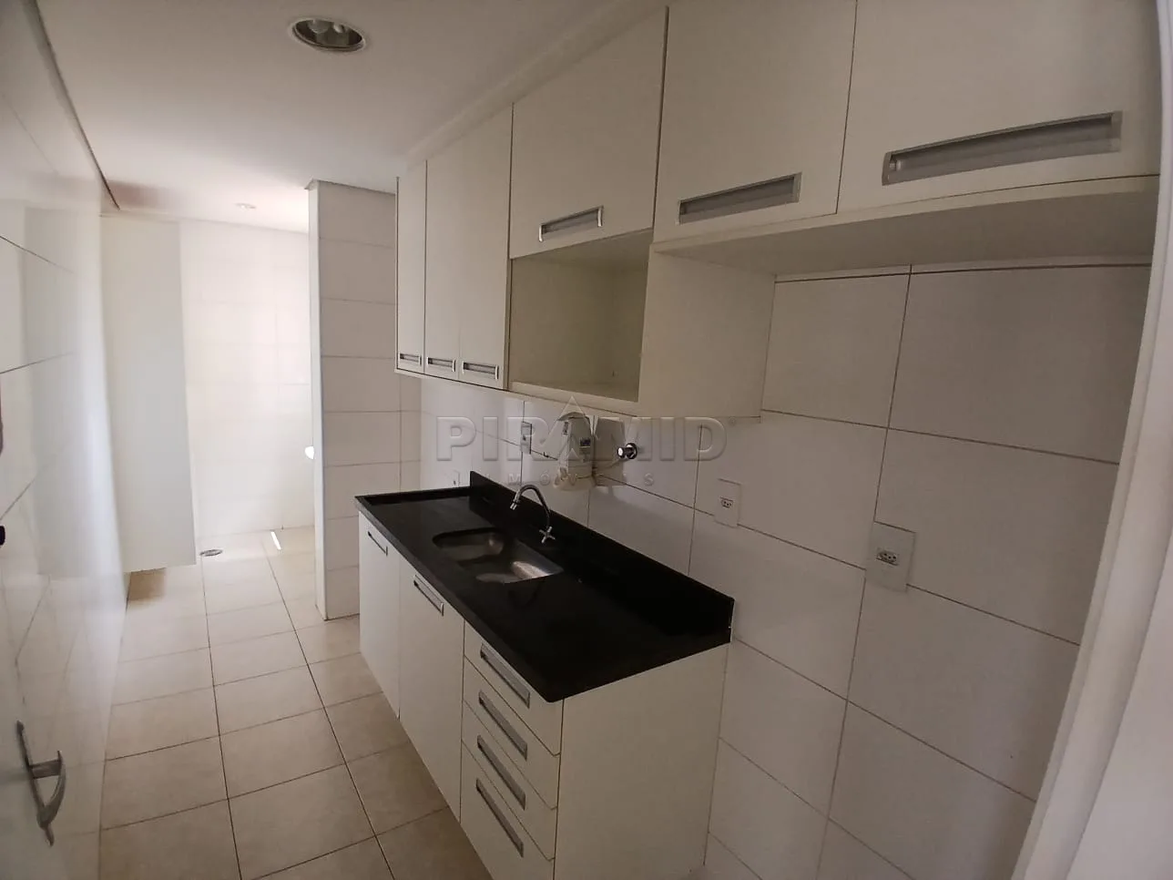 Alugar Apartamento / Padr&atilde;o em Ribeir&atilde;o Preto R$ 1.800,00 - Foto 7
