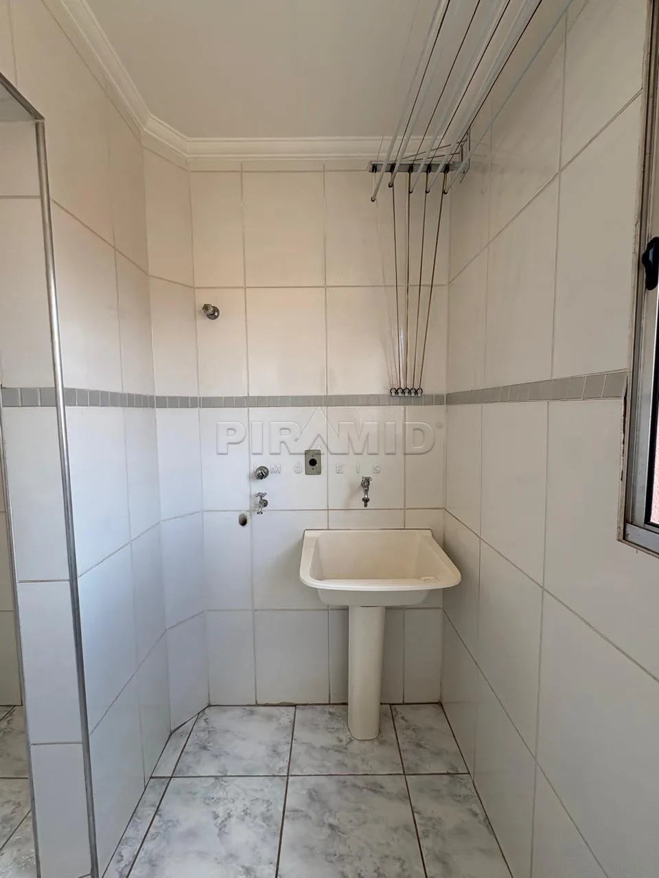Alugar Apartamento / Padr&atilde;o em Ribeir&atilde;o Preto R$ 1.200,00 - Foto 7