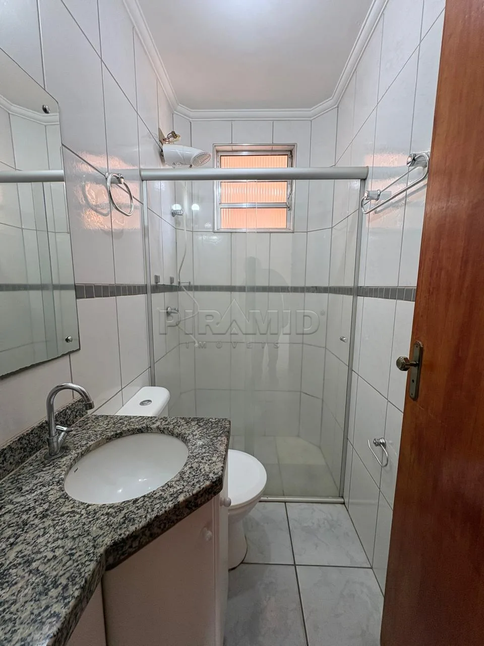 Alugar Apartamento / Padr&atilde;o em Ribeir&atilde;o Preto R$ 1.200,00 - Foto 8
