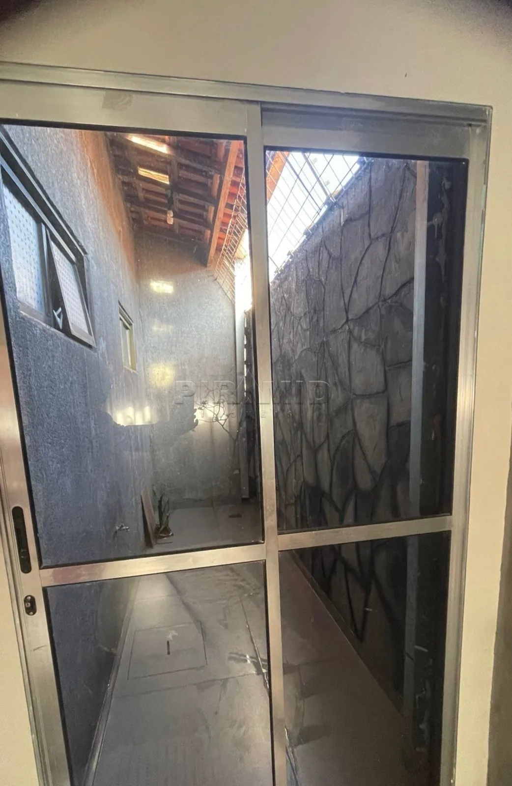 Comprar Casa / Padr&atilde;o em Ribeir&atilde;o Preto R$ 500.000,00 - Foto 18