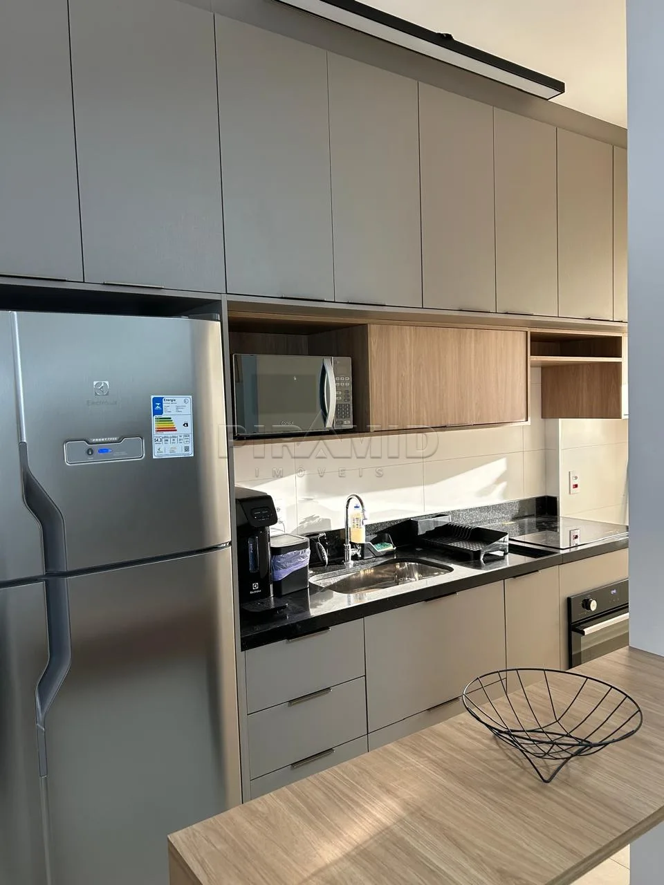 Alugar Apartamento / Padr&atilde;o em Ribeir&atilde;o Preto R$ 3.300,00 - Foto 6