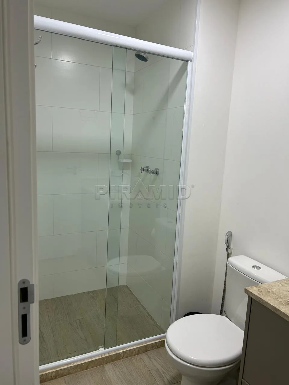 Alugar Apartamento / Padr&atilde;o em Ribeir&atilde;o Preto R$ 3.300,00 - Foto 12
