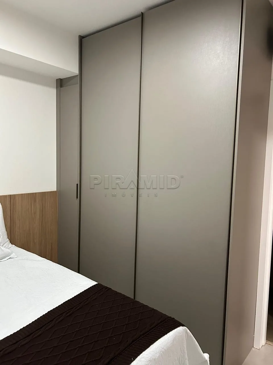 Alugar Apartamento / Padr&atilde;o em Ribeir&atilde;o Preto R$ 3.300,00 - Foto 13