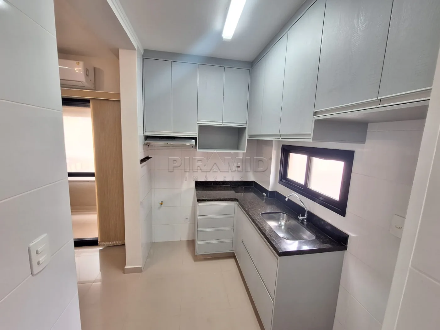Alugar Apartamento / Padr&atilde;o em Ribeir&atilde;o Preto R$ 2.100,00 - Foto 12