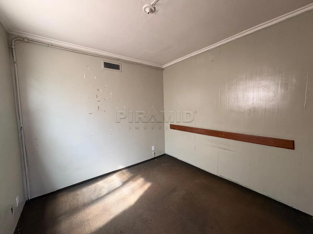 Comprar Comercial / Pr&eacute;dio em Ribeir&atilde;o Preto R$ 950.000,00 - Foto 16