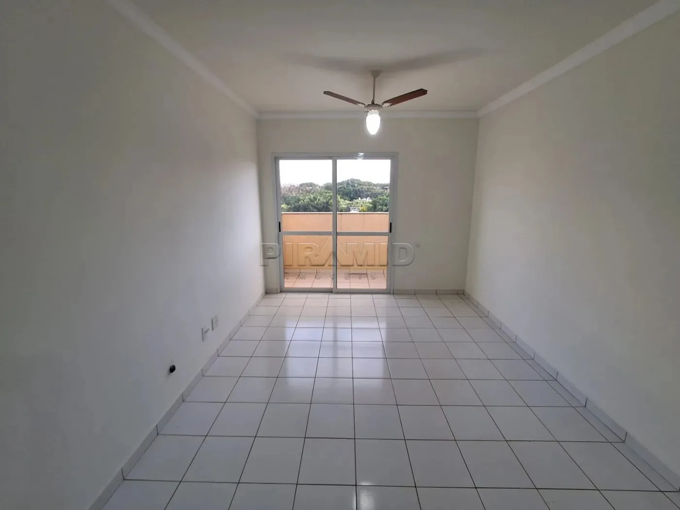 Alugar Apartamento / Padr&atilde;o em Ribeir&atilde;o Preto R$ 1.200,00 - Foto 1