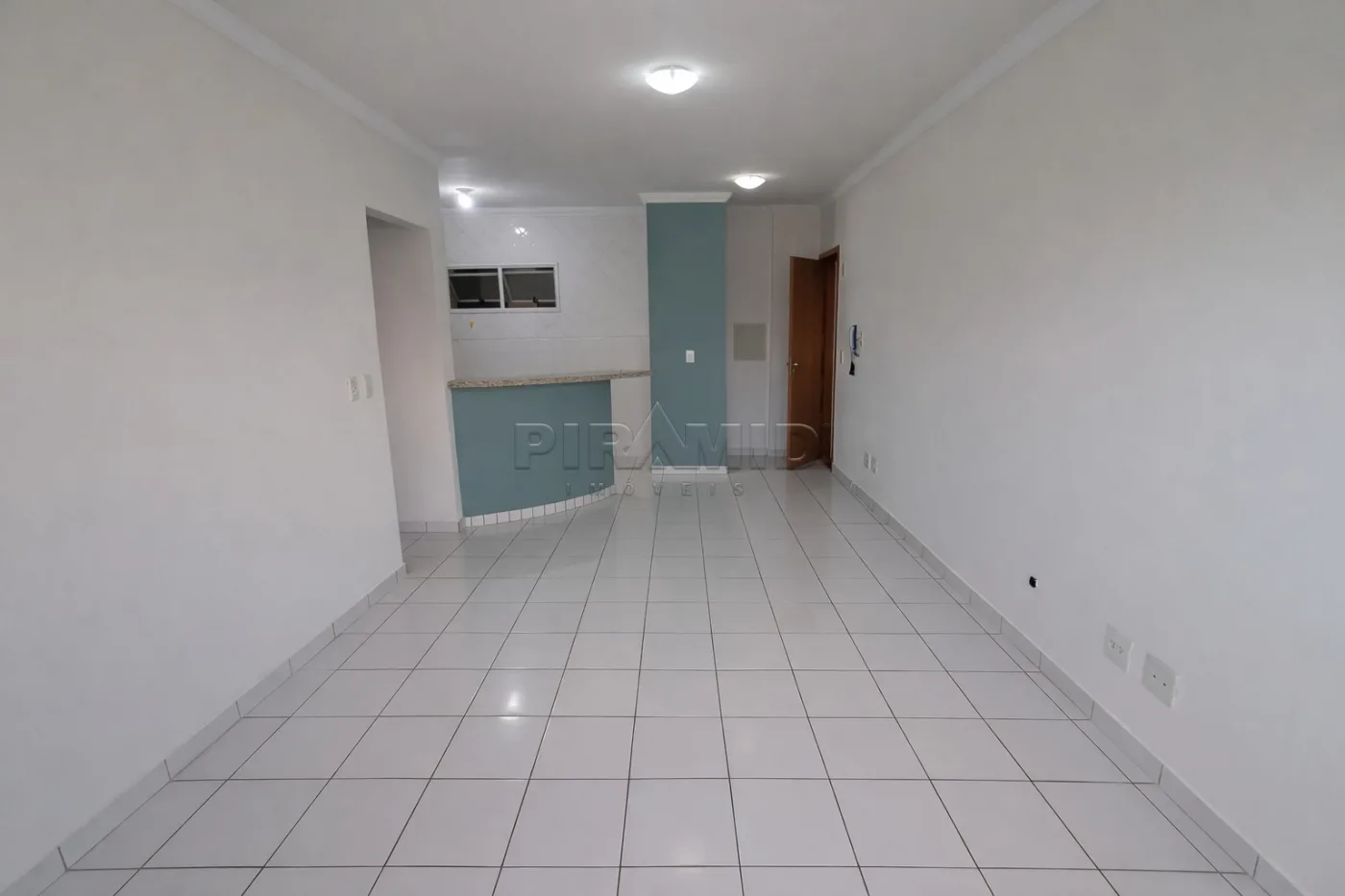 Alugar Apartamento / Padr&atilde;o em Ribeir&atilde;o Preto R$ 1.200,00 - Foto 2