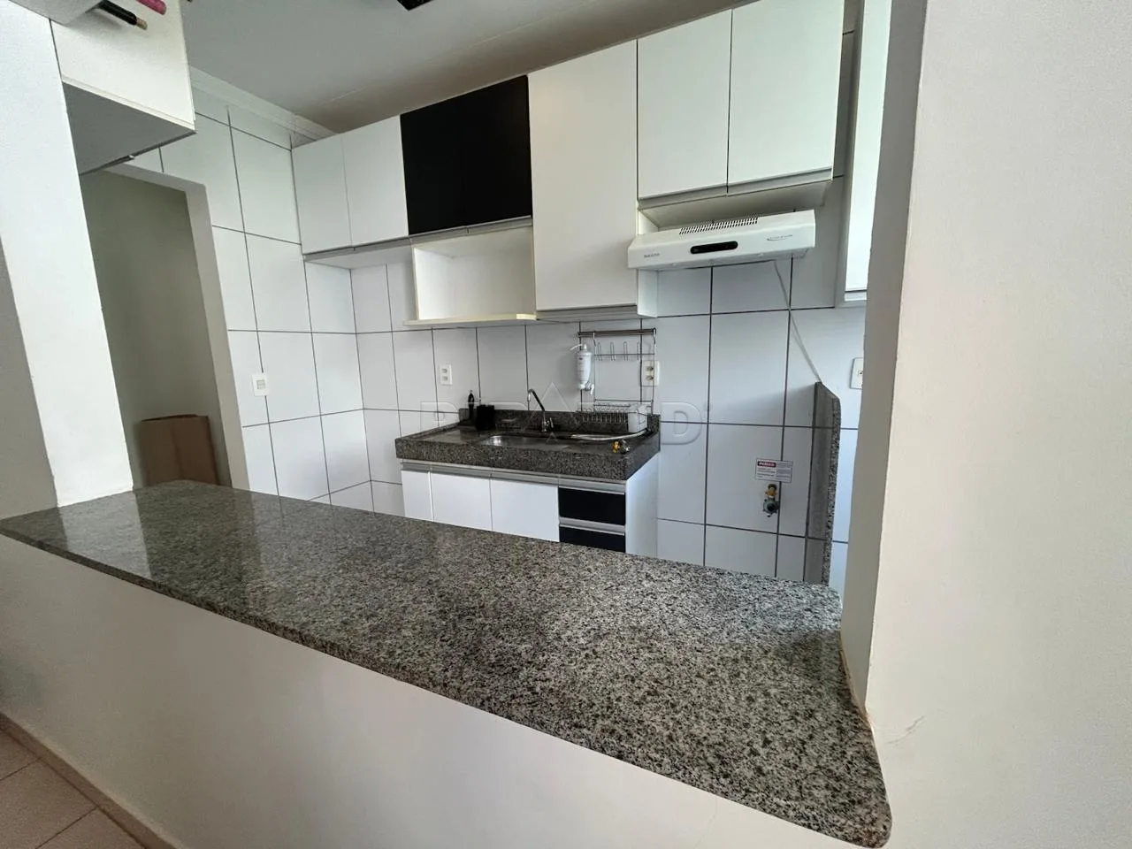 Alugar Apartamento / Padr&atilde;o em Ribeir&atilde;o Preto R$ 1.500,00 - Foto 7