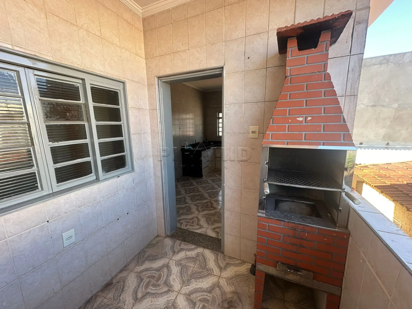 Alugar Casa / Padr&atilde;o em Ribeir&atilde;o Preto R$ 1.500,00 - Foto 12