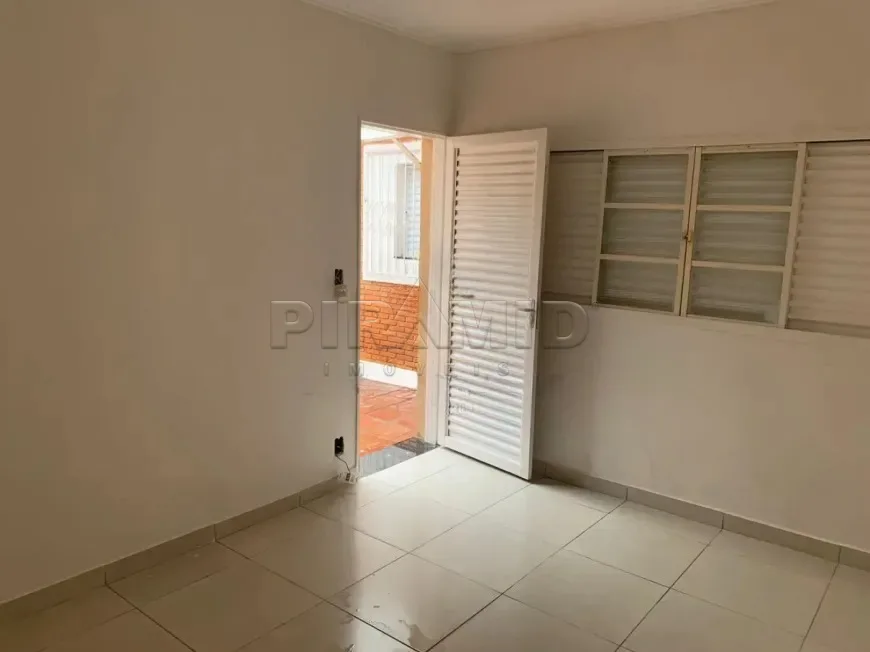 Comprar Casa / Padr&atilde;o em Ribeir&atilde;o Preto R$ 440.000,00 - Foto 4