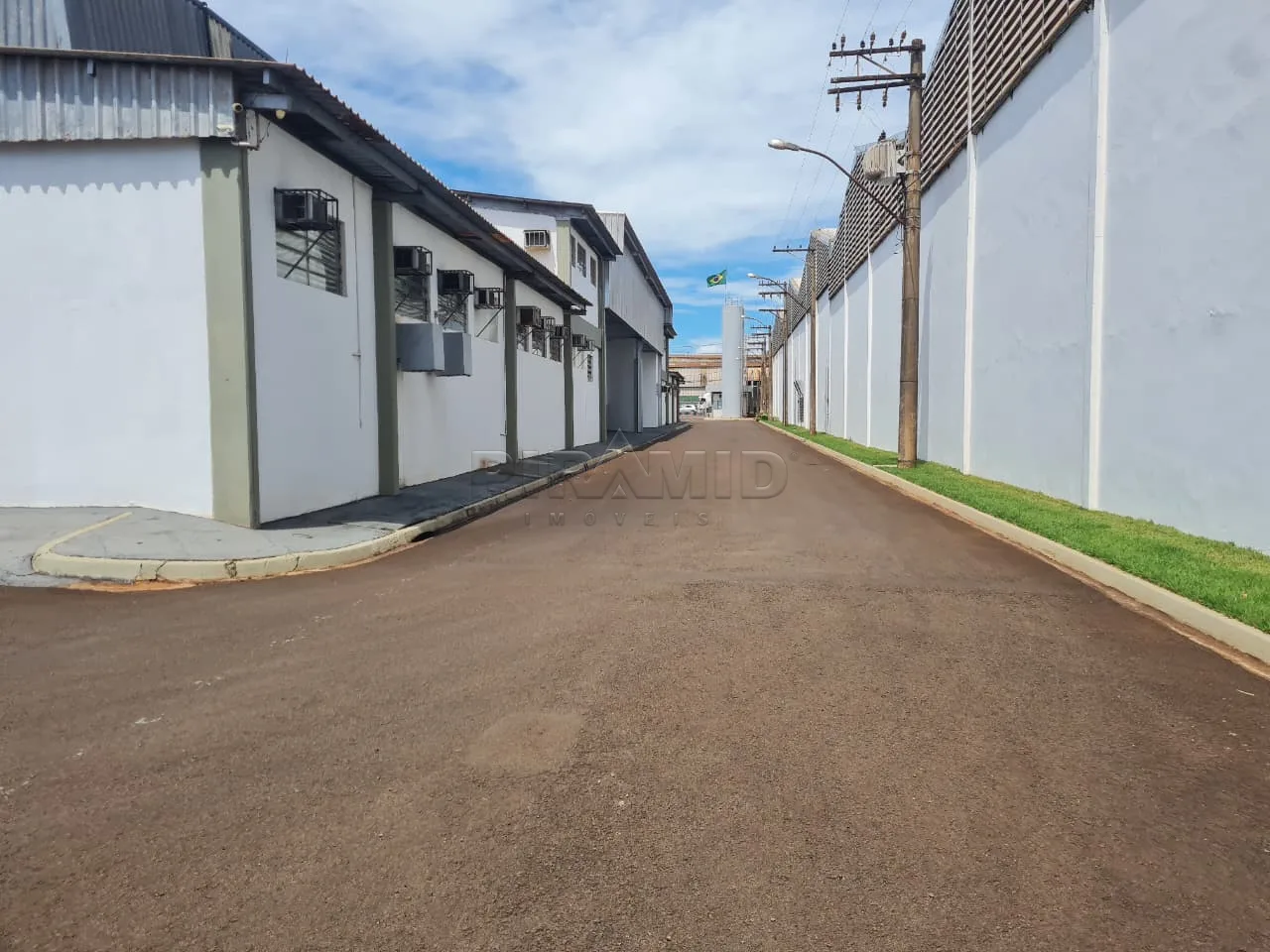 Alugar Comercial / Sal&atilde;o em Condom&iacute;nio em Cravinhos R$ 14.500,00 - Foto 3