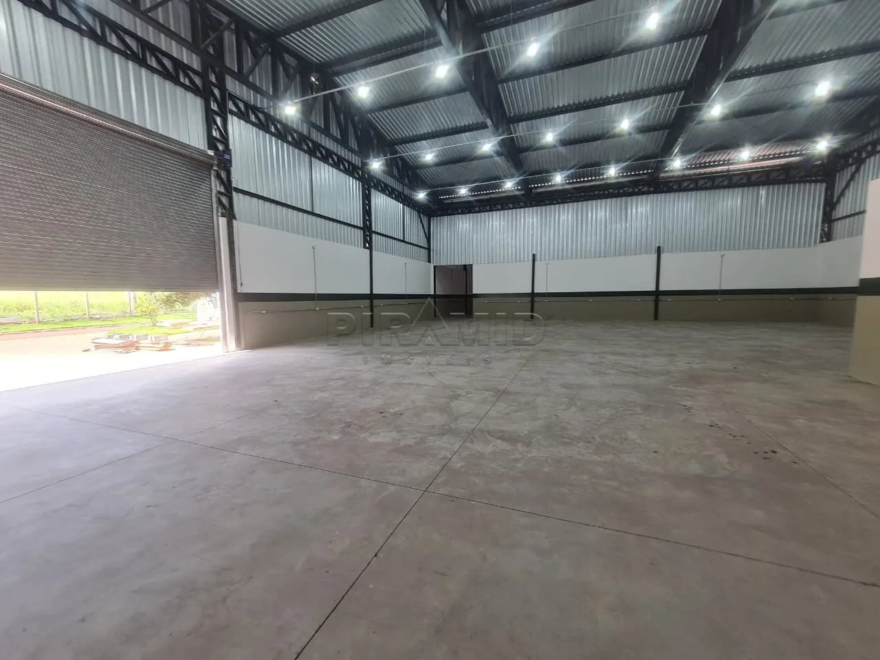 Alugar Comercial / Sal&atilde;o em Condom&iacute;nio em Cravinhos R$ 14.500,00 - Foto 4