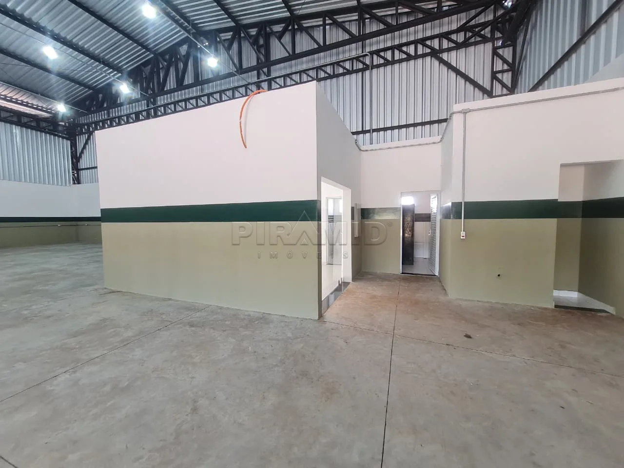 Alugar Comercial / Sal&atilde;o em Condom&iacute;nio em Cravinhos R$ 14.500,00 - Foto 7