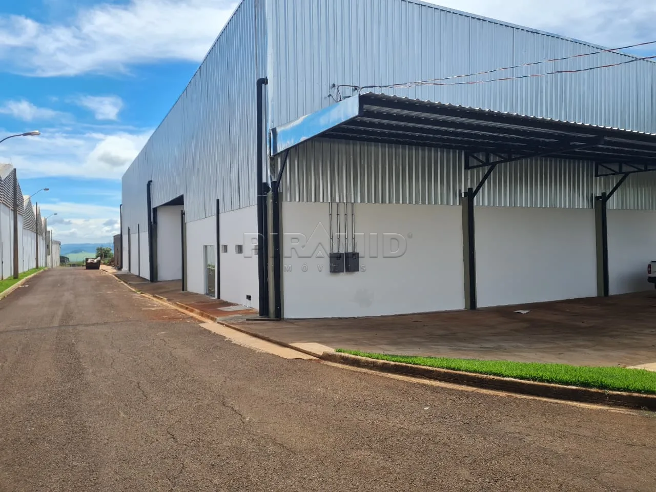 Alugar Comercial / Sal&atilde;o em Condom&iacute;nio em Cravinhos R$ 29.900,00 - Foto 2