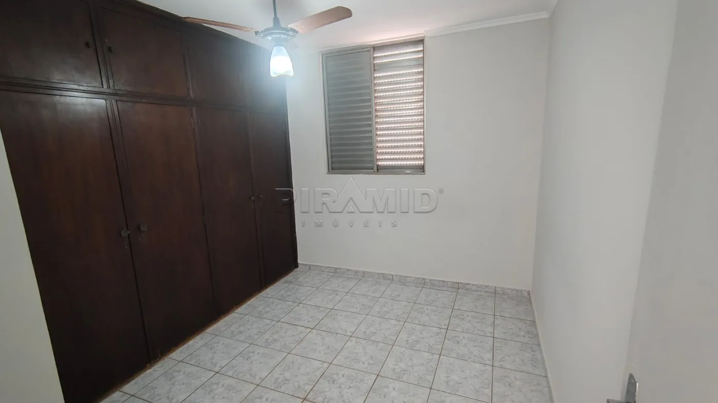 Alugar Apartamento / Padr&atilde;o em Ribeir&atilde;o Preto R$ 1.100,00 - Foto 4