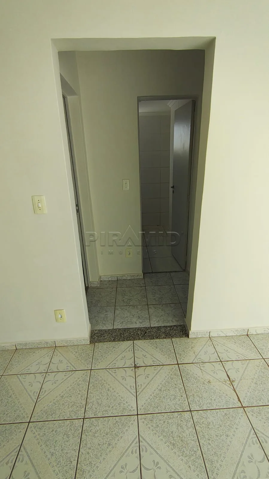 Alugar Apartamento / Padr&atilde;o em Ribeir&atilde;o Preto R$ 1.100,00 - Foto 10