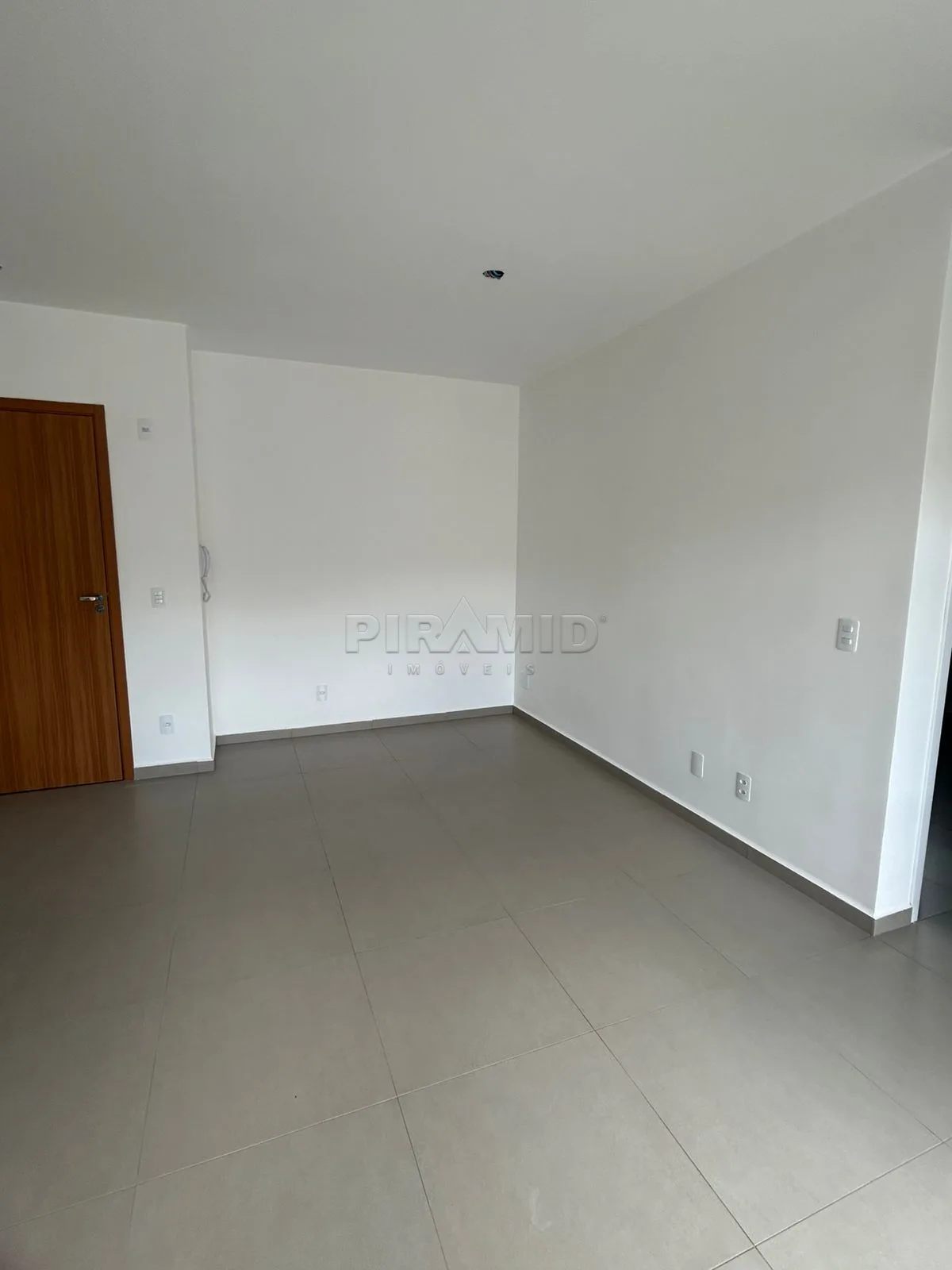 Alugar Apartamento / Padr&atilde;o em Ribeir&atilde;o Preto R$ 1.500,00 - Foto 5