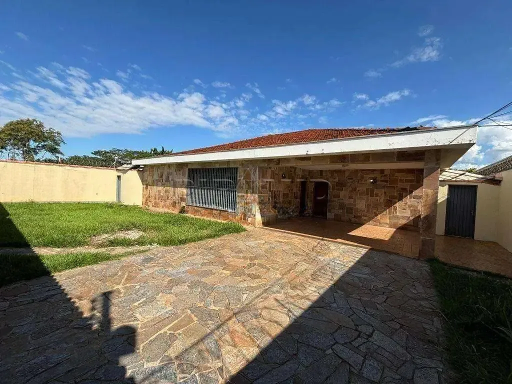 Alugar Casa / Padr&atilde;o em Ribeir&atilde;o Preto R$ 10.000,00 - Foto 1