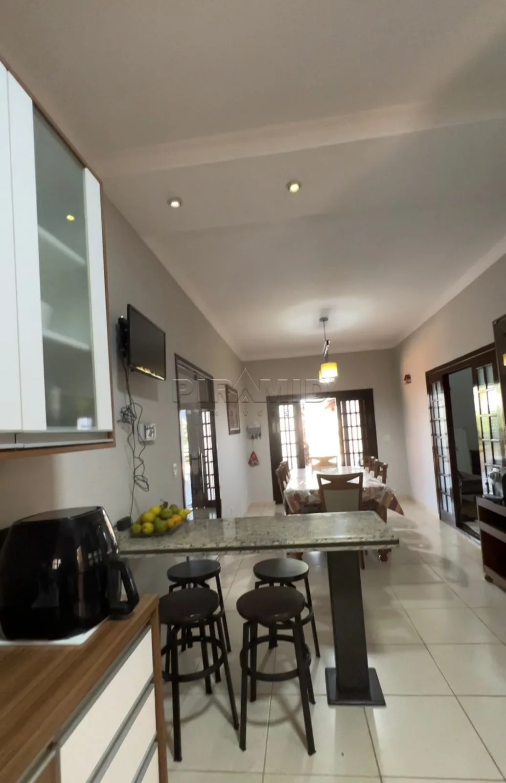 Alugar Casa / Padr&atilde;o em Ribeir&atilde;o Preto R$ 8.000,00 - Foto 8