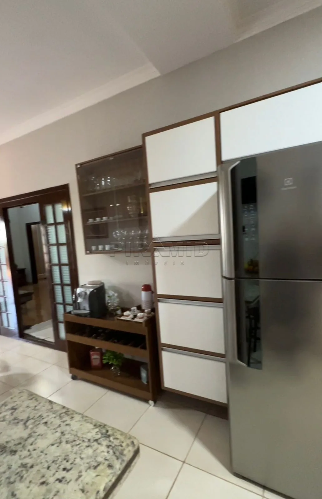 Alugar Casa / Padr&atilde;o em Ribeir&atilde;o Preto R$ 8.000,00 - Foto 14