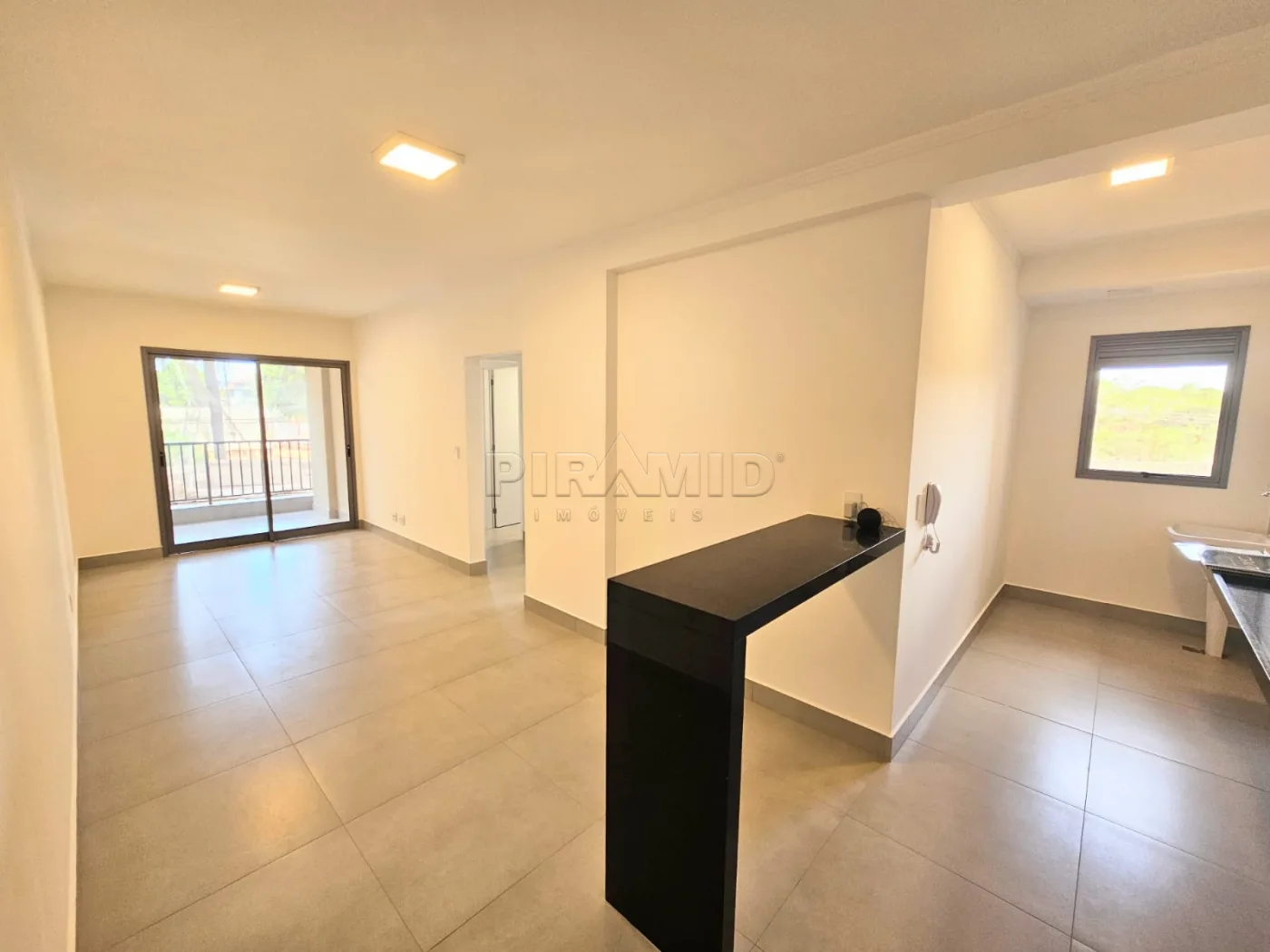Comprar Apartamento / Padr&atilde;o em Ribeir&atilde;o Preto R$ 425.000,00 - Foto 1