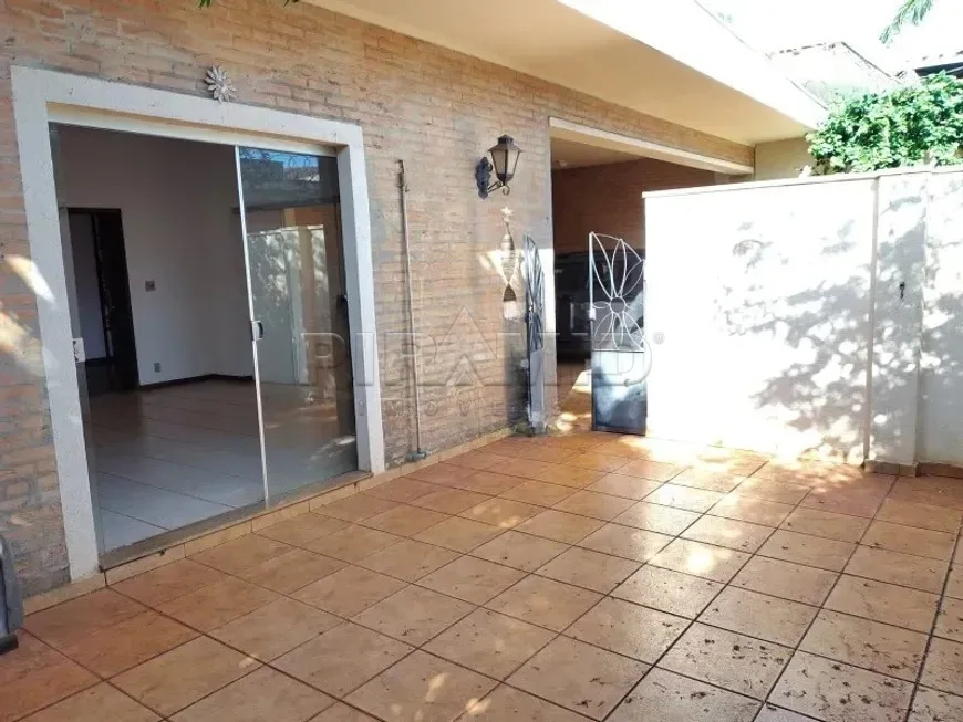 Alugar Casa / Padr&atilde;o em Ribeir&atilde;o Preto R$ 6.500,00 - Foto 13