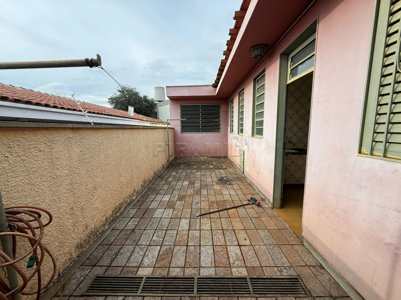 Alugar Casa / Padr&atilde;o em Ribeir&atilde;o Preto R$ 4.800,00 - Foto 6