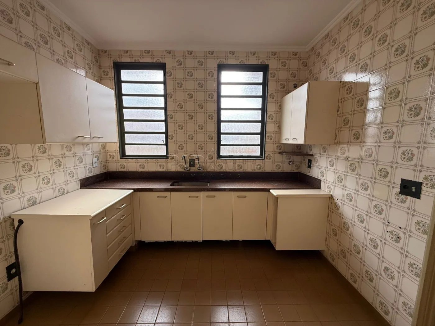Alugar Casa / Padr&atilde;o em Ribeir&atilde;o Preto R$ 4.800,00 - Foto 15