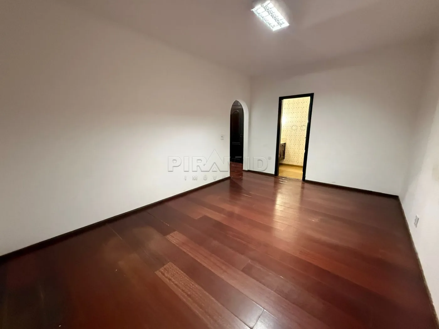 Alugar Casa / Padr&atilde;o em Ribeir&atilde;o Preto R$ 4.800,00 - Foto 22