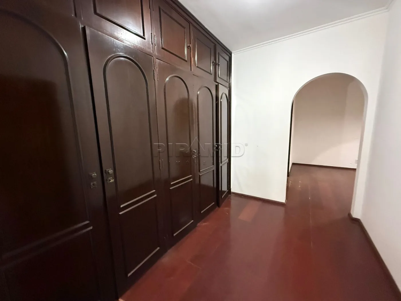 Alugar Casa / Padr&atilde;o em Ribeir&atilde;o Preto R$ 4.800,00 - Foto 21